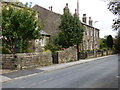 Embsay:  Houses on Pasture Road.