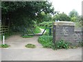 Footpath along dismantled railway