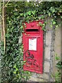 Postbox, Coombe Dingle