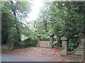 Former entrance to Woodville from Calf Hill Road