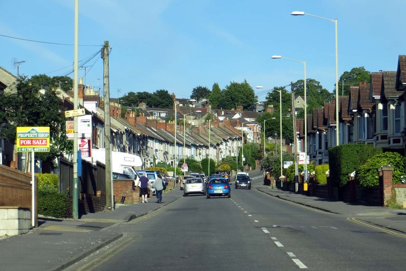 Kingshill Road in Swindon © Steve Daniels :: Geograph Britain and Ireland