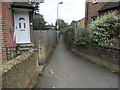 Path from Myddleton Avenue to Canonbury Road