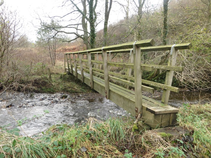 Footbridge crossing Lostrigg Beck © Graham Robson :: Geograph Britain ...