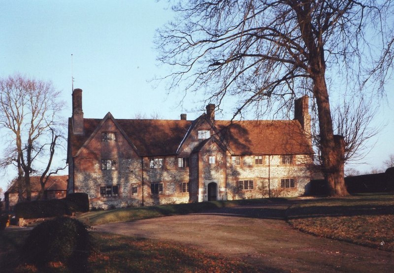 Shalbourne Manor © Des Blenkinsopp :: Geograph Britain and Ireland