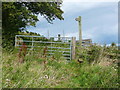 Gate, stile and signpost on Hebden Royd FP15