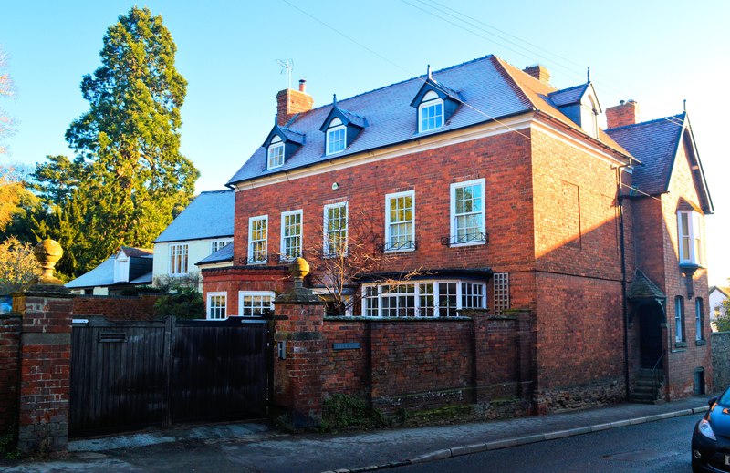 Cleeve House, High Street, Newent © Philip Pankhurst :: Geograph ...