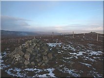 NY8624 : Summit cairn, Hagworm Hill (597m) by Karl and Ali