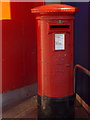St. Austell: postbox № PL25 158, Daniels Lane