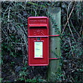 Post box, Broomy Green/Clouds