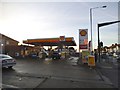TQ1888 : Shell garage on Kenton Road by David Howard