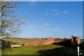 Ruined farm building near Briarhill