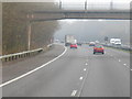 ST1180 : M4 eastbound  towards junction 32 by Ian S