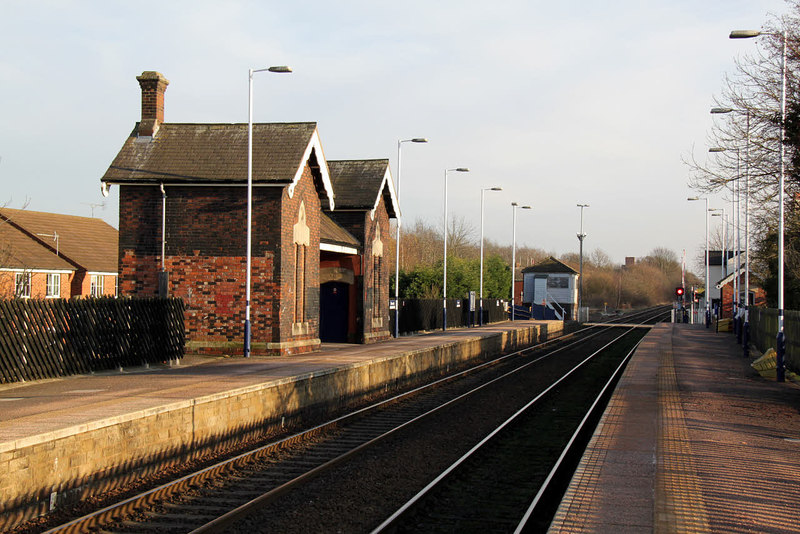 Shireoaks Station Alan Murray Rust Geograph Britain And Ireland