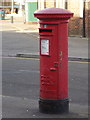 Bexley: postbox № DA5 310, Steynton Avenue