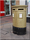 TQ0584 : Uxbridge: postbox № UB8 10, High Street by Chris Downer
