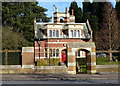 Lodge at the entrance to Gilroes Cemetery