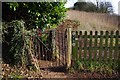 Kissing gate, Beaudesert Lane, Beaudesert, Henley-in-Arden, Warks