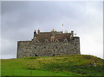 NM7435 : Duart Castle by Chris Andrews