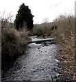 Pipe over the Afon Llynfi, Garth