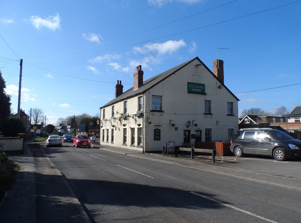 The Crown, Stadhampton © Bikeboy :: Geograph Britain and Ireland