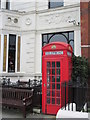 K2 Telephone Box outside Warrington Hotel