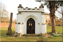 TF3387 : Espin's Mausoleum by Richard Croft