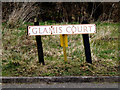 Glamis Court sign