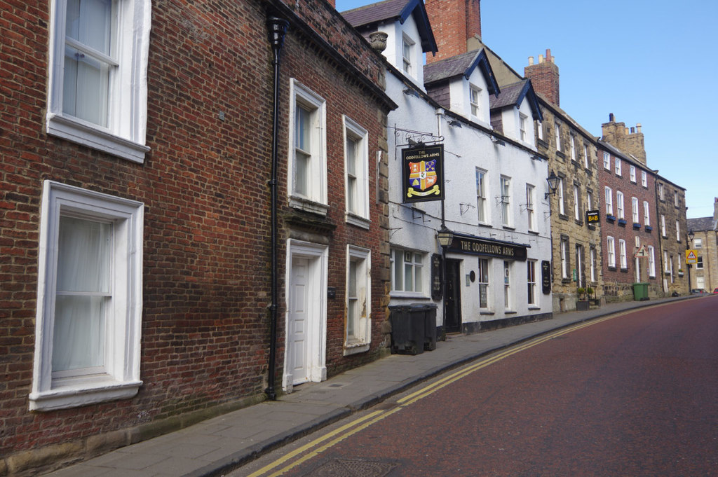 Narrowgate, Alnwick © Stephen McKay :: Geograph Britain and Ireland