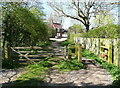 Gate and horse-stile at the southern end of Westmill Lane