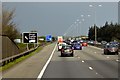 SU9279 : Eastbound M4 Motorway by David Dixon