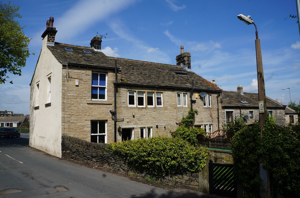 Houses on Abbey Road South, Shepley © Ian S :: Geograph Britain and Ireland