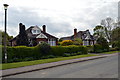 Bungalows, Station Road