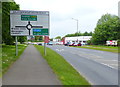 SP4541 : Approaching the Southam Road Roundabout, Banbury by Mat Fascione