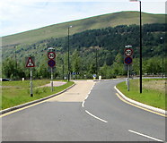 SO1707 : Southern end of Strand Annealing Lane, Ebbw Vale by Jaggery