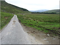 NC4646 : The Loch Hope road by David Purchase