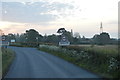 Entering Hadlow, Tonbridge Rd