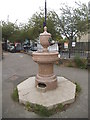 Drinking fountain on Thames Road