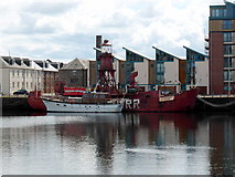 NO4030 : North Carr Lightship, Victoria Dock, Dundee by PAUL FARMER