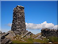 SH5351 : Obelisk, Mynydd Tal-y-mignedd by Chris Andrews