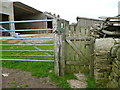 Gate on Sowerby Bridge FP100, Link A, at Upper Field House Farm