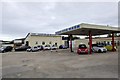 Car wash and car dealer, Muston