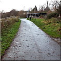 ST3390 : SE approach to a railway footbridge, Caerleon by Jaggery