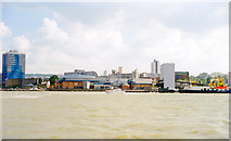 TQ4379 : View SW from the Woolwich Free Ferry in mid-stream, River Thames 1999 by Ben Brooksbank