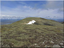 NN3442 : The summit ridge of Beinn Achaladair by Colin Park