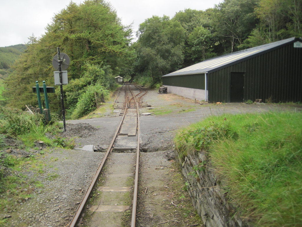 quarry-siding-halt-railway-station-nigel-thompson-geograph