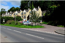 SO8602 : Junction of Mill Close and London Road,  Brimscombe by Jaggery