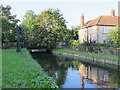 The New River south of Carpenter Gardens, N21 (2)