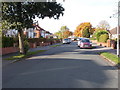 Lyndhurst Road - looking towards Station Rd