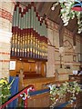 St. Swithun, Thorley: organ