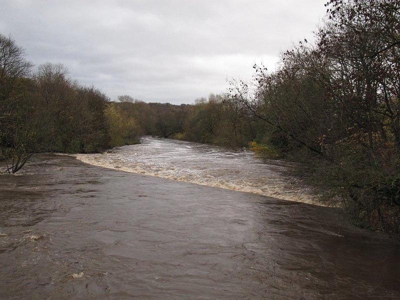 River Aire at Newlay Weir in high flow © Stephen Craven :: Geograph ...